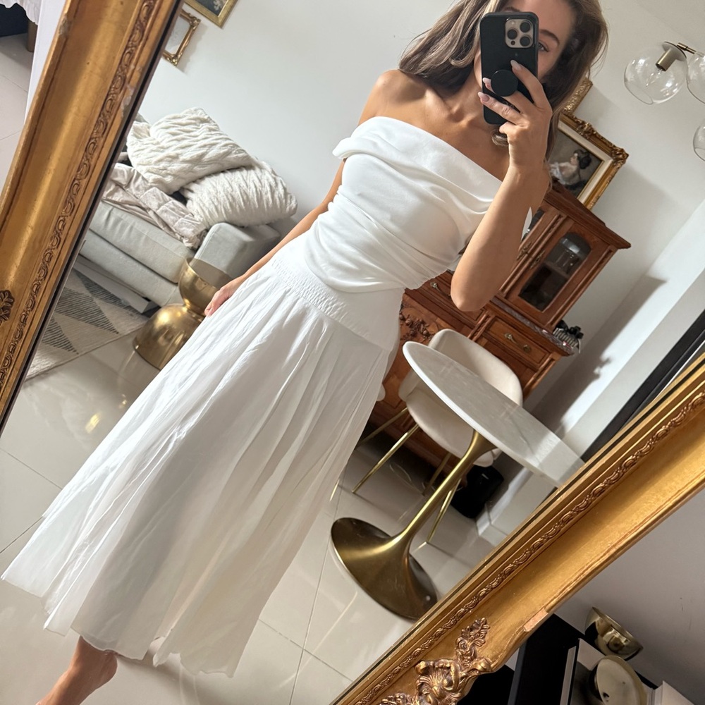 Zara White Off-Shoulder top
